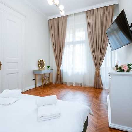 Apartament De Lux Central, P-Ta Matei Corvin 클루지나포카 외부 사진