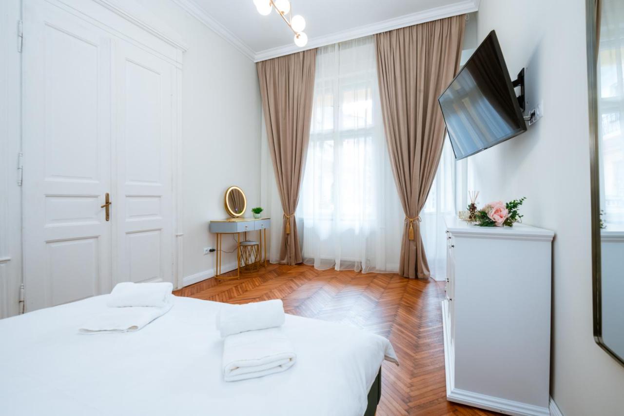 Apartament De Lux Central, P-Ta Matei Corvin 클루지나포카 외부 사진